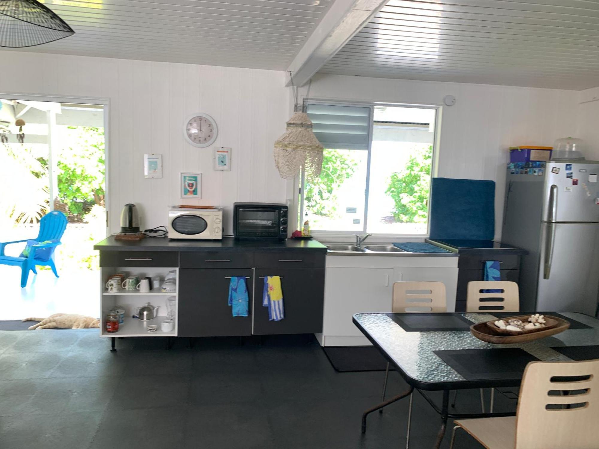 Le fare bleu Tiputa Rangiroa Apartment Bagian luar foto