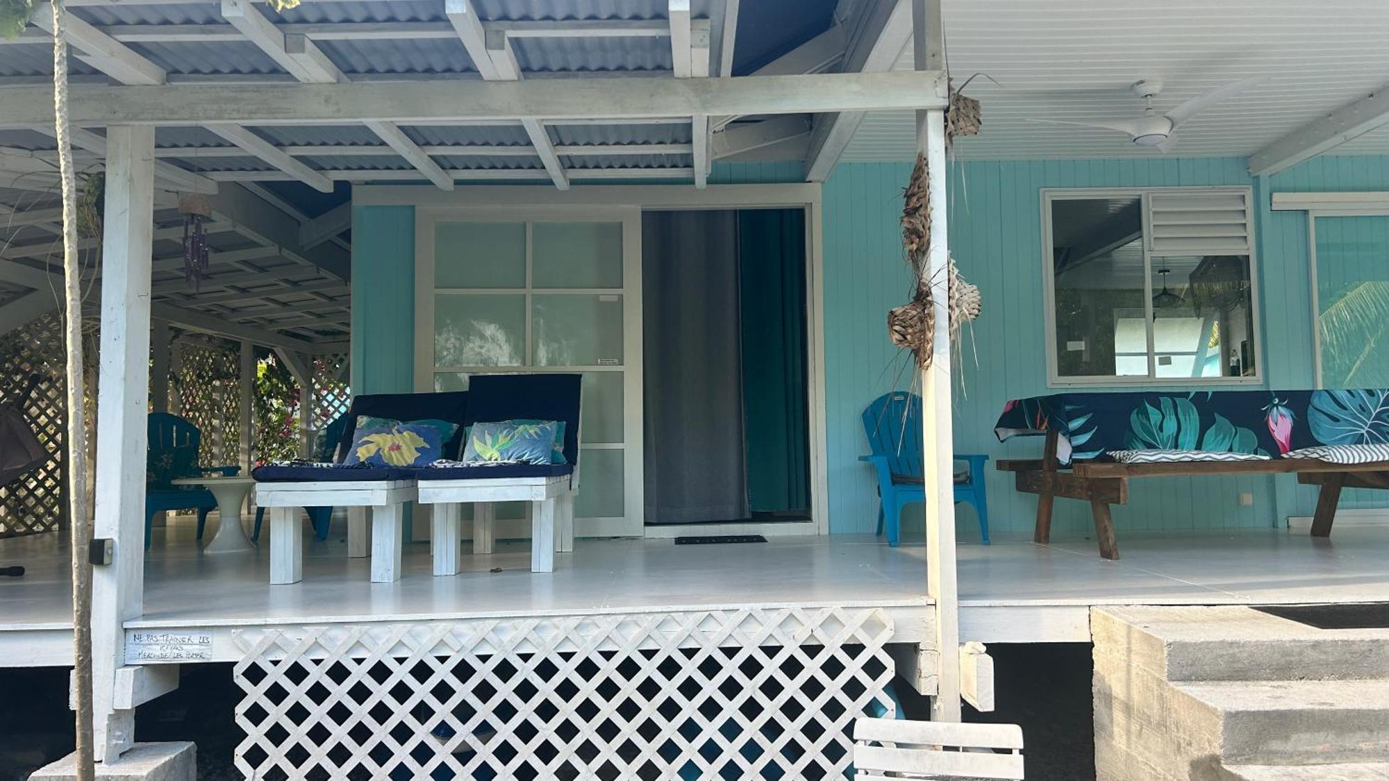 Le fare bleu Tiputa Rangiroa Apartment Bagian luar foto